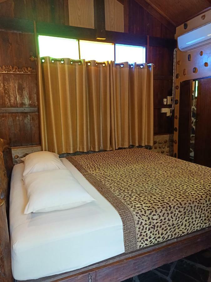 J&J Guesthouse Sukhothai Eksteriør billede